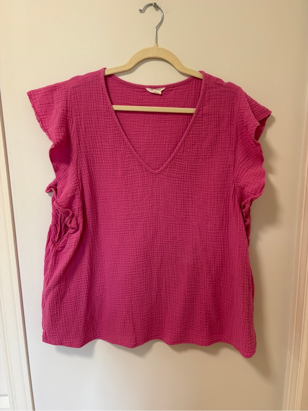 Caslon XXL pink flowy short sleeve ruffle sleeve shirt 100% muslin cotton Vacay